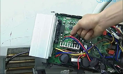 曲沃美的空调电话是多少